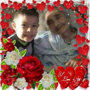 Meet your Posher, Crystal